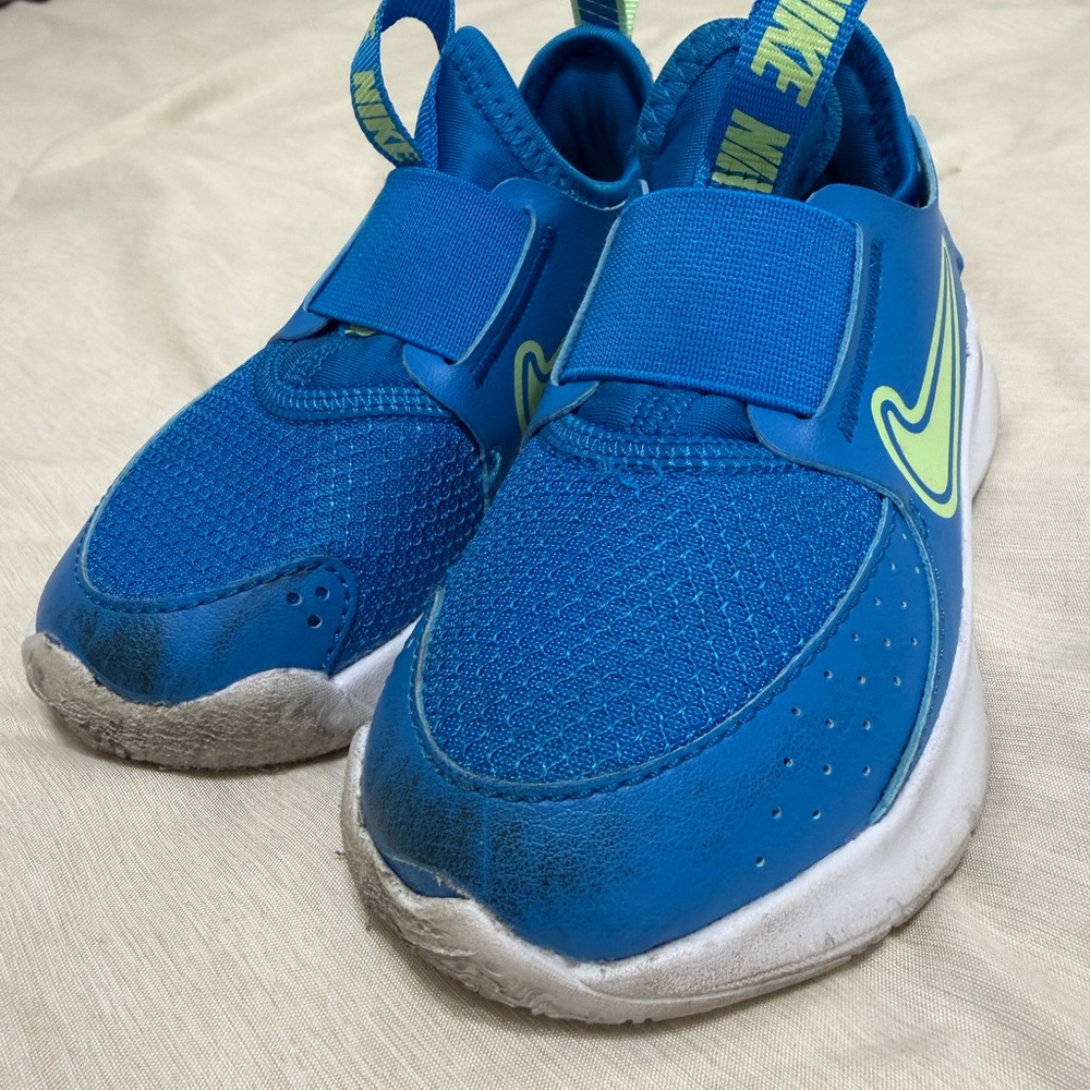 Nike Kids Blue Sneakers with Neon Green Swoosh